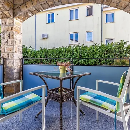 Stunning In With Wifi