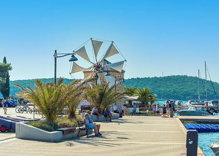 Stunning In With Wifi Apartman